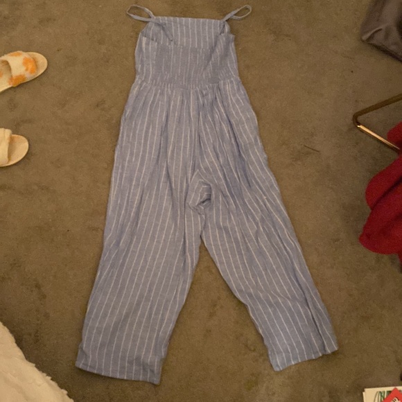 Size M linen jumpsuit - Picture 2 of 3